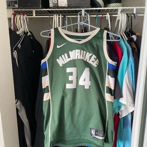 Milwaukee Bucks Giannis Jersey size S